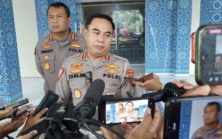 Dirlantas Polda Jatim Kombes Pol Muhammad Taslim saat memberikan keterangan pers 