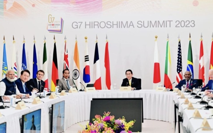 Presiden Joko Widodo menghadiri Sesi Kerja Mitra G7 yang membahas soal iklim, energi, dan lingkungan di Grand Prince Hotel Hiroshima, Jepang, Sabtu (20/5)