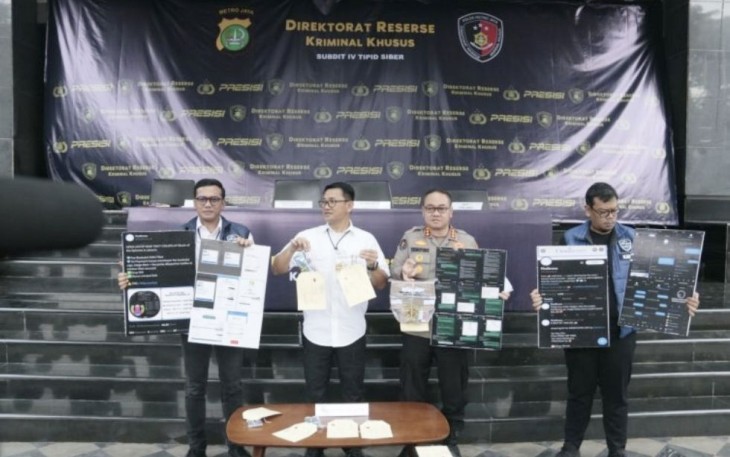 Kabid Humas PMJ Kombes Pol Trunojoyo Wisnu Andiko saat memberikan keterangan pers 