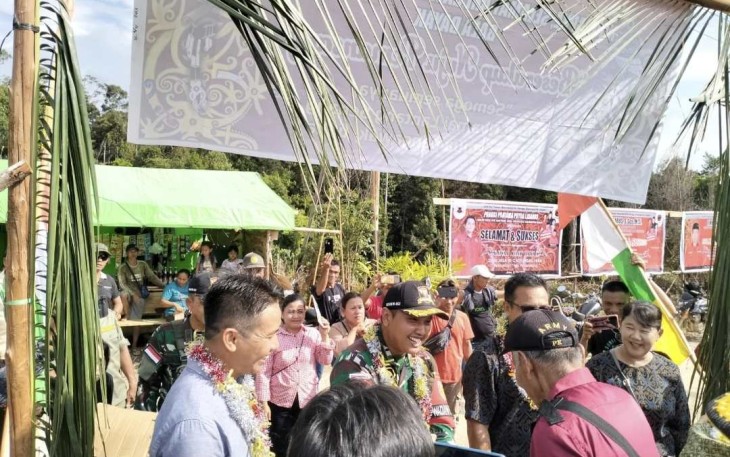 Wadan Satgas Yonarmed 10/Bradjamusti Kapten Arm Prihandoko saat menghadiri acara