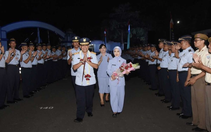 Penghormatan prajurit Koharmatau pelepasan Marsda TNI Bambang Triono 