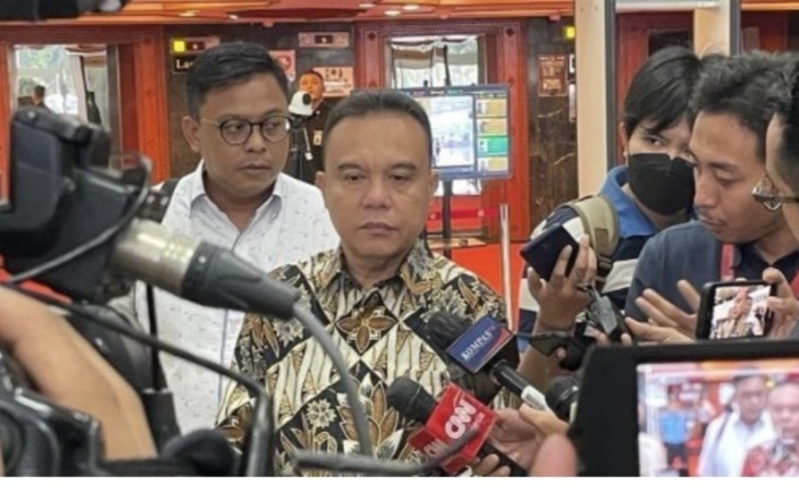 Ketua Harian DPP Partai Gerindra, Sufmi Dasco Ahmad saat memberikan keterangan pers, Minggu (17/9).