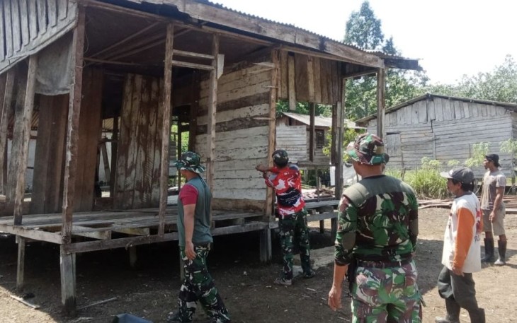 Pembakaran rumah sasaran TMMD Kodim 0902/Berau