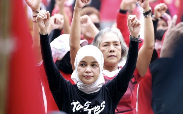Siti Atikoh saat senam bareng di Kota Magelang, Kamis (28/12)