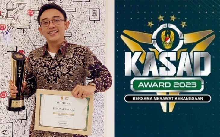 Pemimpin Redaksi (Pemred) Klikwarta.com, Like Jansen Supanser menerima secara langsung trofi penghargaan dan sertifikat