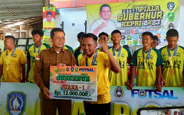Gubernur Ansar saat Tutup Turnamen Kejuaraan Futsal Piala Gubernur Kepri 2023 Zona Natuna