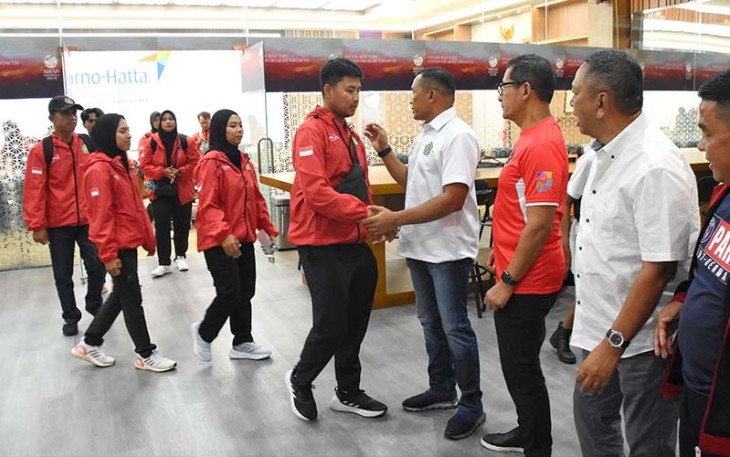 Pangdam Jaya saat Lepas Keberangkatan Tim Nasional Panahan Ke Asian Games Hangzhuo China 