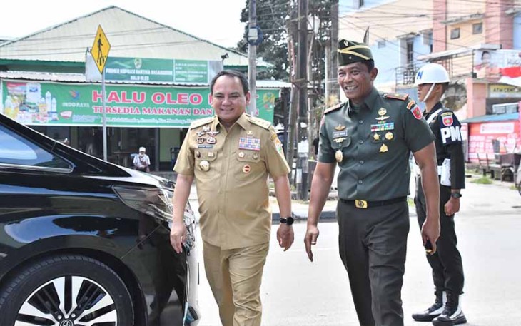 Danrem 143/HO saat Terima Kunjungan Kerja Pj Gubernur Sultra