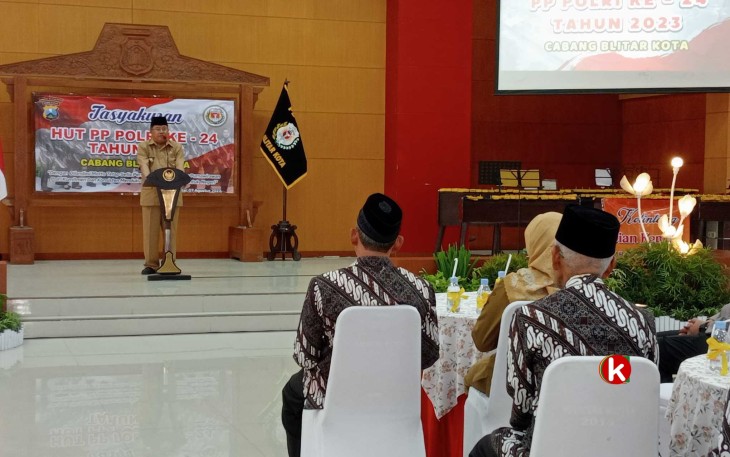 Walikota Blitar Santoso Berikan Sambutan di Acara HUT PP Polri ke- 24 Polres Blitar Kota di Balaikota Koesumo Wicitra (Foto : Faisal NR / Klikwarta.com)