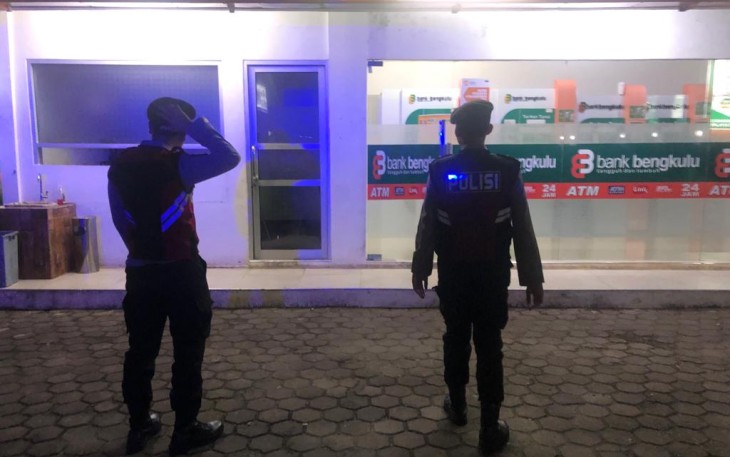 Patroli Dialogis Rutin, Menciptakan Situasi Aman Bagi Masyarakat