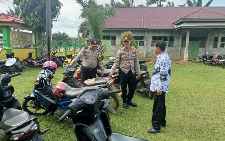 Datangi Sekolah, Kapolsek Batik Nau Razia Knalpot Brong