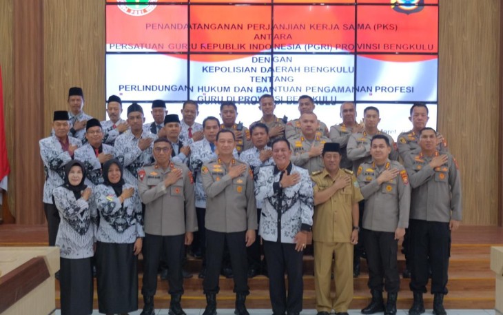 Kapolres Bengkulu Selatan  Hadiri Penandatanganan Naskah Perjanjian Kerja Sama Dengan PGRI Provinsi Bengkulu