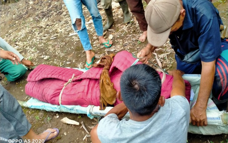 Ditemukan Mayat Laki-Laki, Diduga Jatuh Dari Pohon Nau