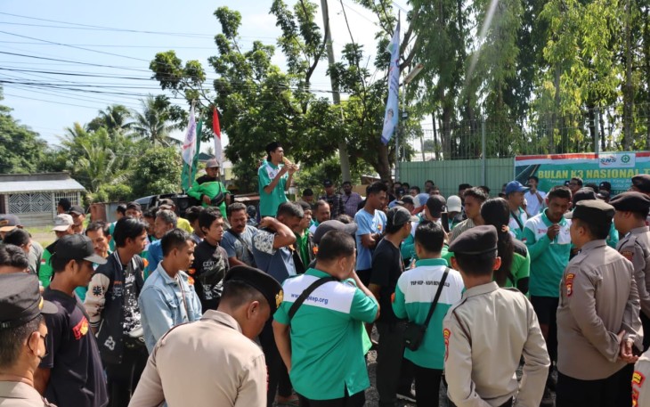71 Personil Polresta Bengkulu Amankan Aksi Unjuk Rasa Serikat Buruh Bongkar Muat Barang