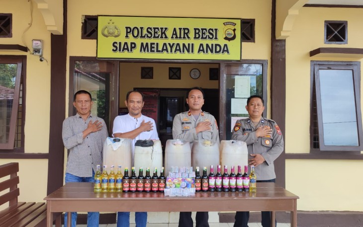 Ops Pekat, Polsek Air Besi Amankan Minuman Keras