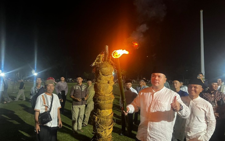 Kapolres Bengkulu Selatan Hadiri Tradisi Nujuh Likur di Lapangan Sekundang Setungguan Manna 