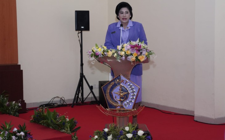 Ketum IKKT PWA saat Pimpin Sertijab Dua Jabatan Pengurus IKKT