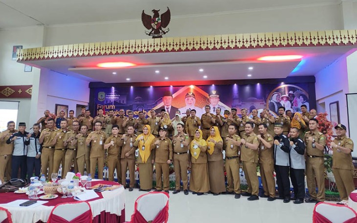 Wali kota ketika membuka Forum Perangkat Daerah di Gedung Wanita Tun Fatimah, Senggarang, Senin (27/2). 