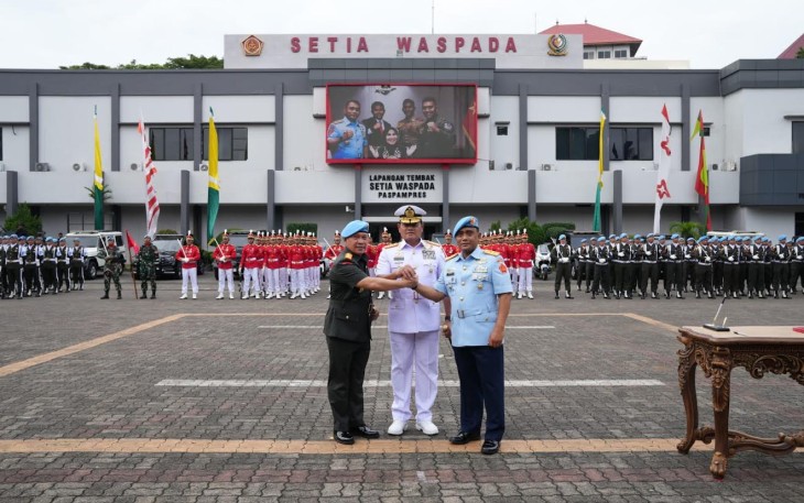 Panglima TNI Laksamana TNI Yudo Margono, S.E., M.M., saat pimpin Sertijab Danpaspampres, di Mako Paspampres Jalan Tanah Abang II Nomor 6 Jakarta Pusat pada Senin (27/2/2023)..