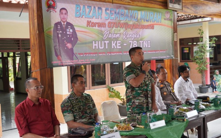 Korem Wijayakusuma Gelar Bazar Sembako Murah