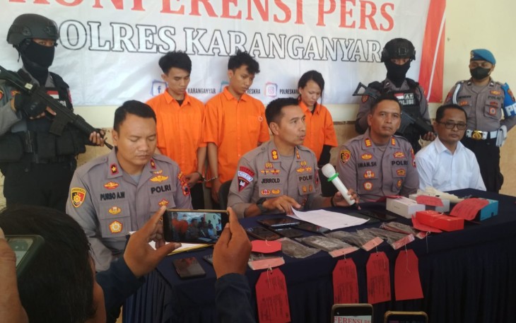 Polres Karanganyar gelar konferensi pers terkait penangkapan komplotan pencuri handphone di lokasi konser musik