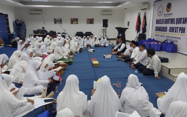NasDem Jawa Timur melaunching Majelis Khotmil Quran Binndhor Jumat Pon.