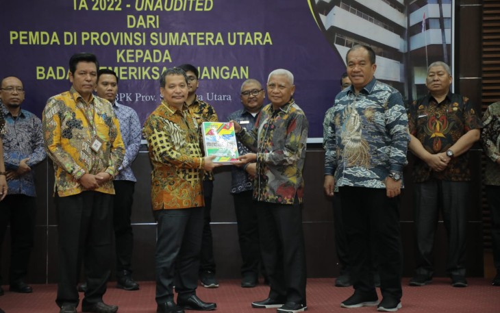 Bupati Asahan Serahkan LKPD Kepada BPK Perwakilan Sumut