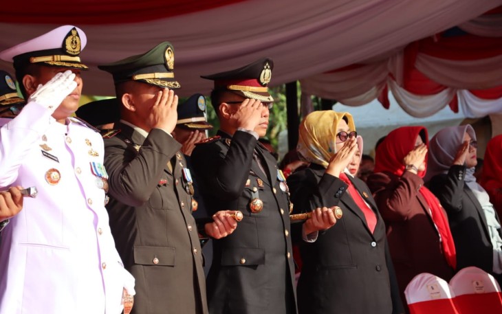 Kapolres Bintan Hadiri Upacara Peringatan Hari Kemerdekaan RI Ke-78 Tingkat Kabupaten Bintan