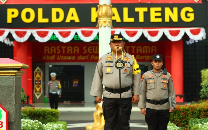 Irwasda Polda Kalteng Kombes Pol. Ady Soeseno, S.I.K., M.H., saat pimpin  Apel Gelar Pasukan Operasi Zebra Telabang 2023 di Lapangan Barigas Mapolda setempat, Senin (4/9/2023) pagi. 