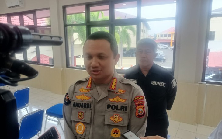 Kabid Humas Polda Bengkulu Kombes Pol Anuardi, S.Ik., M.Si., saat memberikan keterangan pers.