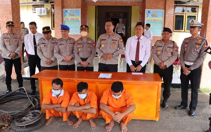 Press Release hasil Operasi Musang Nala I 2023 di pimpin langsung Kapolres Mukomuko AKBP Nuswanto, S. H.,S.IK.,M.H di dampingi Kabag Ops dan PJU Polres Mukomuko.