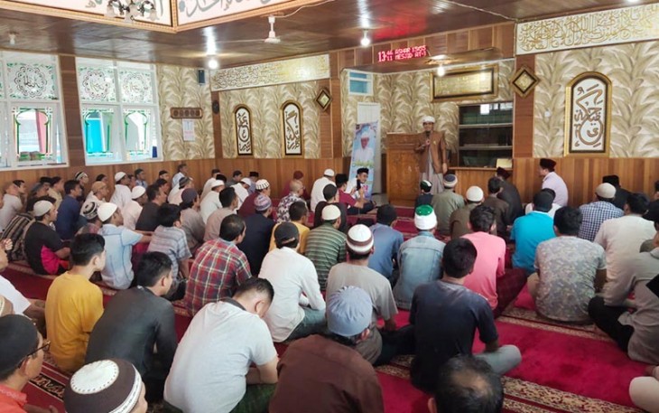 Lapas Bukittinggi menggelar dzikir dan shalawat bersama petugas dan warga binaan bertempat di Masjid At-Taubah Lapas Kelas IIA Bukittinggi.