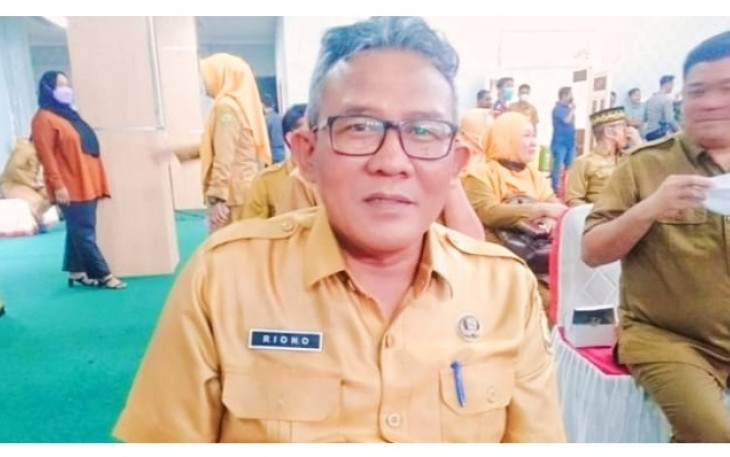 Kepala Dinas Lingkungan Hidup (DLH) Kota Tanjungpinang Riono 