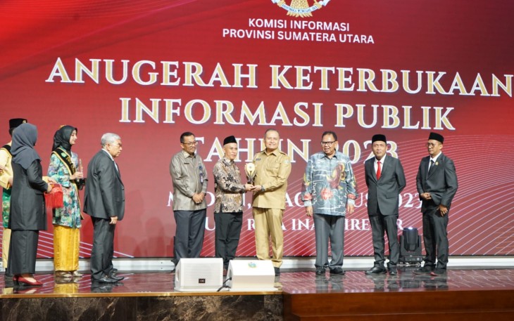 Pemerintah Kabupaten Asahan Raih Anugerah Keterbukaan Informasi Publik 