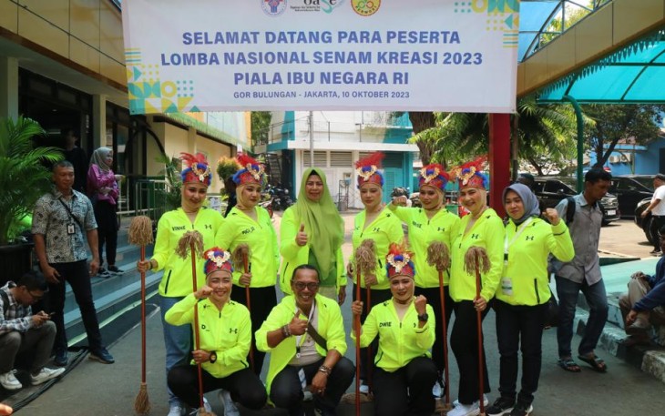 Dewi Ansar saat hadir secara langsung dalam pembukaan Lomba Nasional Senam Kreasi 2023.