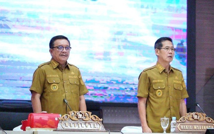 Maurits Mantiri-Hengky Honandar saat menghadiri kegiatan pencanangan integritas