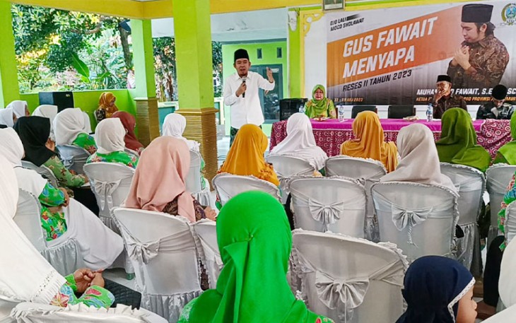 Anggota DPRD Jawa Timur, Muhammad Fawait saat serap aspirasi masyarakat di Desa Purwosari, Kecamatan Gumukmas, Jember, Senin 17 Juli 2023. 