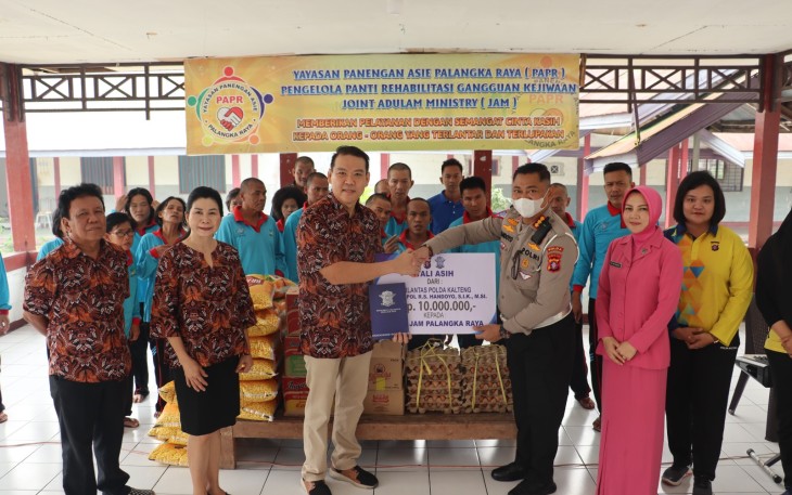 Dirlantas Polda Kalteng Beri Tali Asih Kepada Panti Rehabilitasi JAM Palangka Raya