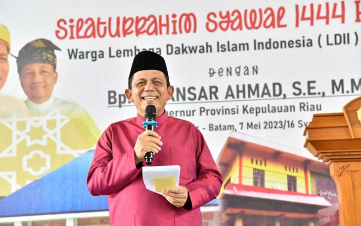 Gubernur Kepulauan Riau H. Ansar Ahmad saat hadiri Halal Bihalal LDII