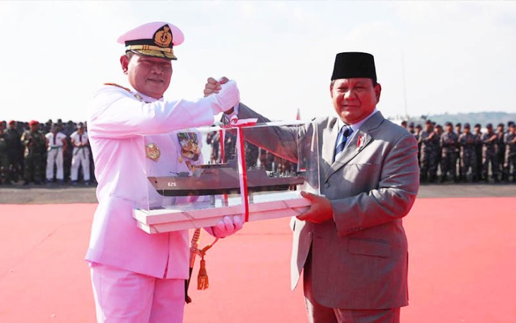 Menhan Prabowo Subianto dan Panglima TNI Laksamana Yudo Margono 
