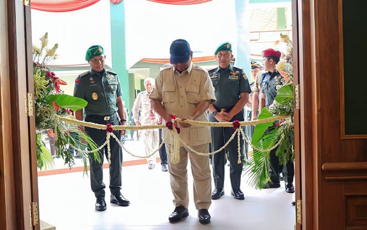 Menhan Prabowo saat Resmikan Ruang Makan Husein Akmil Magelang