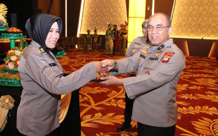 Polda Kalbar Gelar Syukuran Hari Jadi Polwan Ke-75