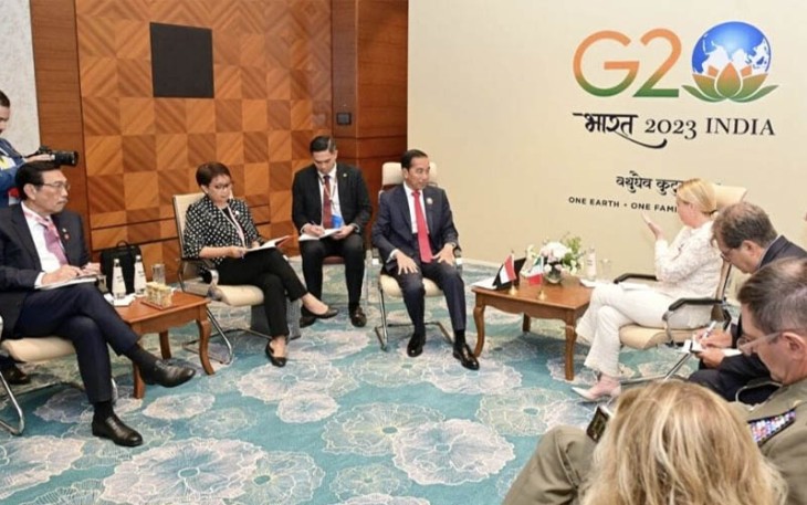 Presiden Joko Widodo dan PM Italia Giorgia Meloni dalam pertemuan bilateral antar kedua negara yang digelar di Bharat Mandapam, IECC, Pragati Maidan, New Delhi, India, pada Minggu, 10 September 2023.