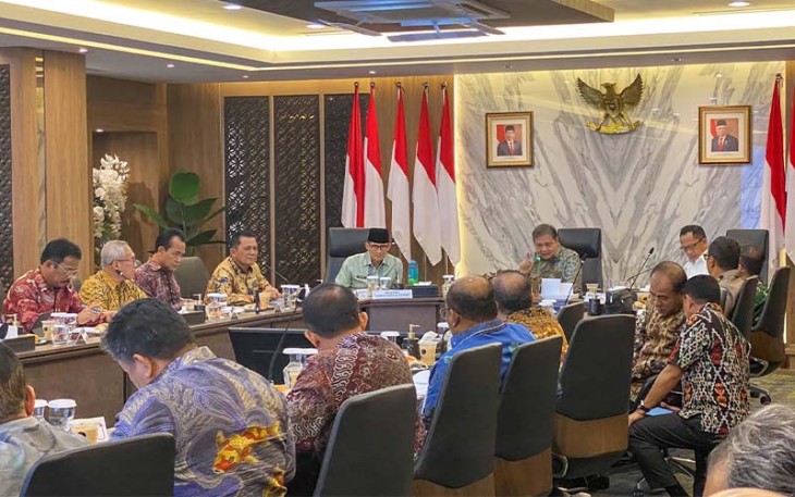 Rapat Terbatas Pembahasan Pengembangan Pulau Rempang, pada Jum'at sore (25/8/2023), di Ruang Rapat Oka Kretagama, Kantor Kementerian Koordinator Bidang Perekonomian, Jakarta.