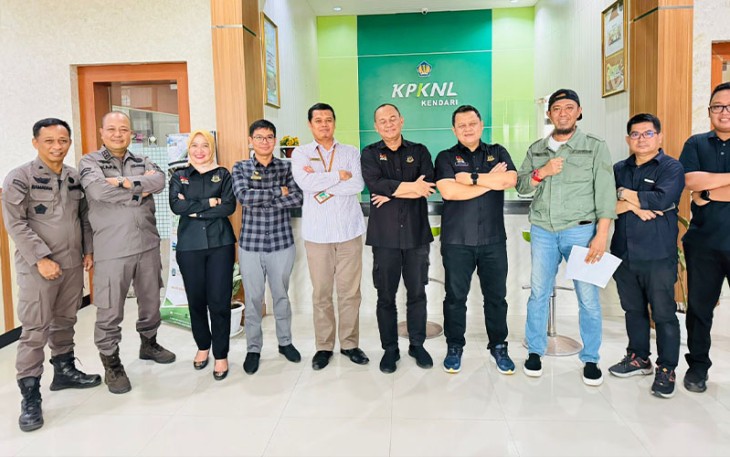 Foto Bersama usai acara