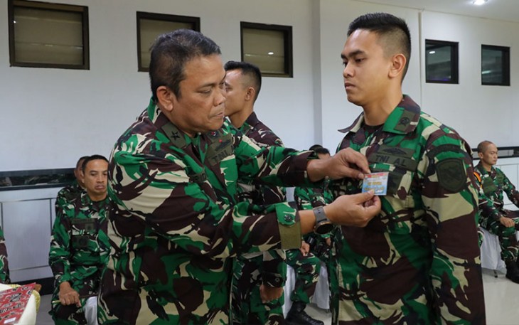 Koarmada III saat Resmi Tutup Latihan On Job Training Perwira Remaja Tandik AAL Angkatan Ke-68 