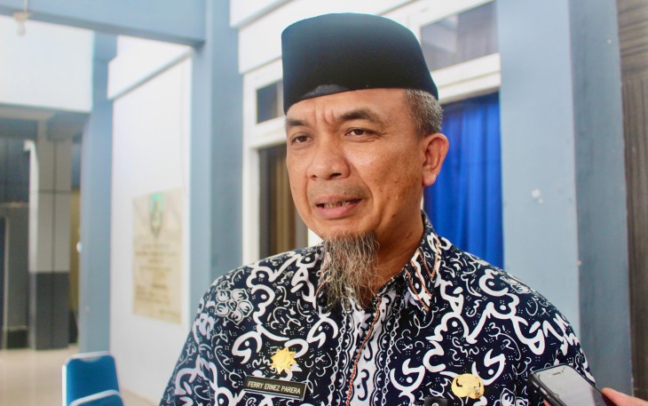 PLT Kepala Biro Pemerintahan dan Kesejahteraan Rakyat (Pemkesra) Setda Provinsi Bengkulu Ferry Ernez Parera