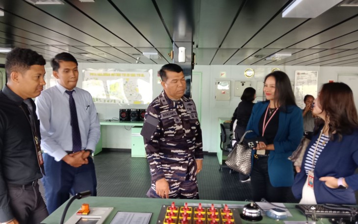 KRI Teluk Calang-524 Dikunjungi Danlantamal X