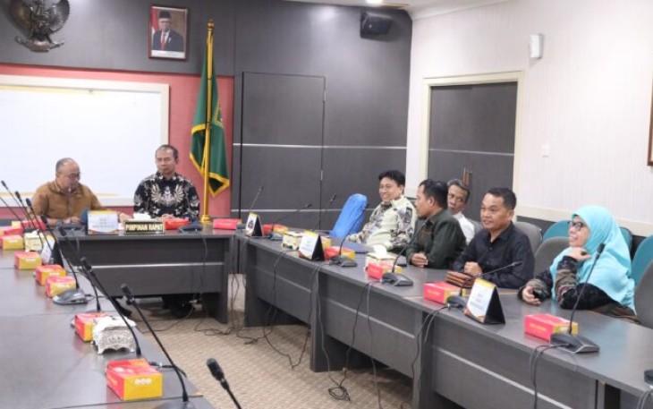 Kunker DPRD Kabupaten Bekasi  disambut oleh Wakil Ketua II DPRD Kota Batam Muhammad Yunus Muda.