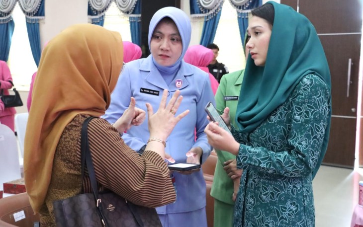  Plt Ketua TP PKK Bintan Sabine Rohden menghadiri Seminar Stem Cells dan Secretome the Future of Biomedicine 